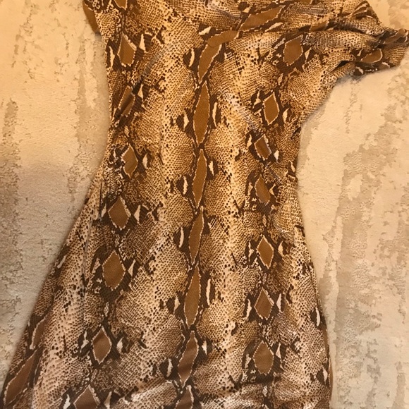 Diane Von Furstenberg Snakeskin Tunic - Picture 4 of 5